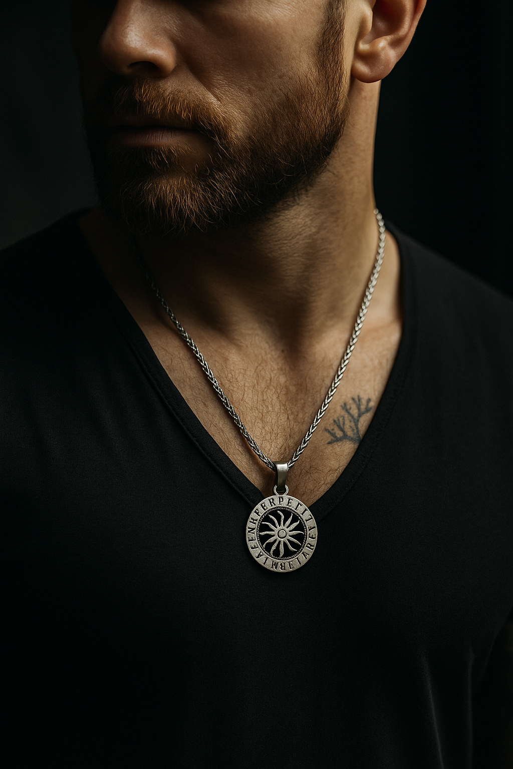 Pendentif Solrun – Rune Solaire Viking Unisexe en Acier Inoxydable ⚡️